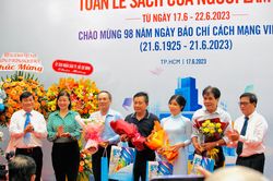 Lần đầu tiên tổ chức tuần lễ sách của người làm báo