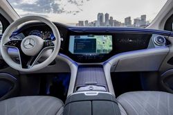 Mercedes-Benz muốn tích hợp ChatGPT vào ô tô