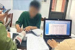 Triệu tập nhân viên 13 ngân hàng vì tiếp tay mua bán thông tin khách hàng