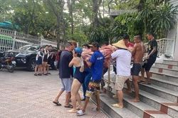 Nam thanh niên tử vong trong bể bơi Công viên Tuổi trẻ