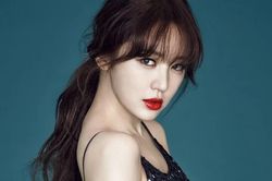 'Người đẹp nói dối' Yoon Eun Hye và mối tình tin đồn gần 20 năm không hồi kết