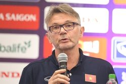 HLV Troussier: 'Về lý thuyết, Syria mạnh hơn Việt Nam'