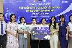 Không cắt 'nồi cơm' của trường đại học