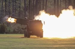 Trung Quốc nói về 'bảo đảm an ninh' cho Ukraine, Crưm tiếp tục bị UAV tấn công