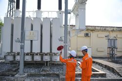 Tháng 5/2023, điện thương phẩm của EVNNPC tăng gần 6% so với cùng kỳ