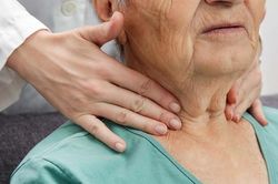 Cường giáp khi nào cần phẫu thuật?