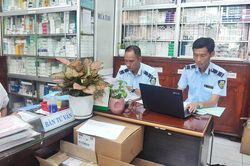 Nhiều cửa hàng bán thuốc tây nghi giả mạo nhãn hiệu