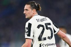 Juventus tái thiết với những người… cũ