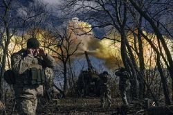 Mỹ ra cảnh báo về chiến dịch phản công của Ukraine, nói nguy cơ Nga triển khai vũ khí hạt nhân chiến thuật là 'có thật'