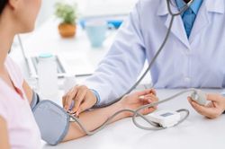 Từ hôm nay, lao động nữ được khám phụ sản khi khám sức khỏe định kỳ