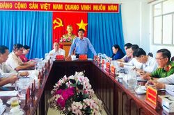 Thẩm tra nội dung nhiều tờ trình, dự thảo nghị quyết