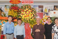 Ban Tôn giáo TP.HCM, chính quyền Q.3, XNI Nguyễn Minh Hoàng chúc mừng đến Báo Giác Ngộ