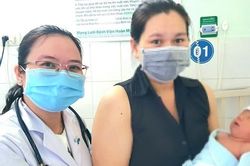 Cứu sống bé sơ sinh ngưng tim ngưng thở