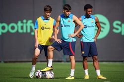 Barcelona chạy đua tới tương lai