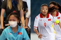 Xót xa cảnh Huỳnh Như ngồi xe lăn sau khi chấn thương, CĐV Việt Nam lo sốt vó khi World Cup tới gần