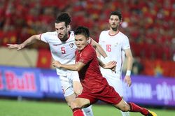 BLV Quang Tùng: HLV Philippe Troussier táo bạo trong cách dụng quân