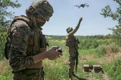UAV tấn công kho quân sự ở Moscow, Kiev có thể kết thúc phản công sau vài tuần