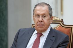 Ngoại trưởng Lavrov: Nga sẵn sàng đối mặt việc NATO từ chối đóng băng xung đột