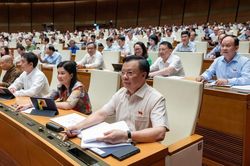 Tăng tuổi nghỉ hưu trong ngành công an, bổ sung 6 vị trí có cấp tướng