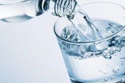 Uống nước thời điểm nào, uống bao nhiêu ml một ngày thì tốt cho sức khỏe?