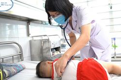 Bệnh tay chân miệng chuyển biến nhanh, khó lường: Tuyệt đối không chủ quan