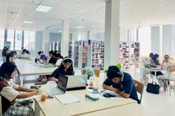 Thư viện Kiên Giang - điểm đến ngày hè của bạn trẻ mê đọc sách