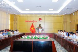 Chủ tịch UBND tỉnh Nghệ An: Tháo gỡ khó khăn, vướng mắc cho doanh nghiệp cũng chính là cho tỉnh