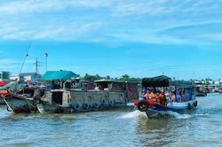 Lập Ban quản lý bảo tồn Chợ nổi Cái Răng