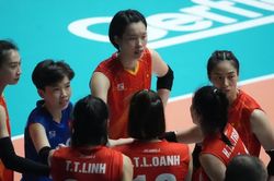 'Khủng long' Thanh Thúy hóa 'máy ghi điểm', khiến cho đối thủ khiếp vía vì lực đập