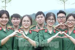 Tuổi trẻ Học viện Quân y 'hành quân xanh' về Hòa Bình