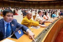 Quốc hội đồng ý giảm 2% thuế VAT đến hết năm 2023