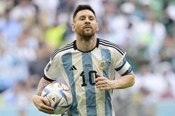 Messi tạm dừng thi đấu cho đội tuyển trong một năm?