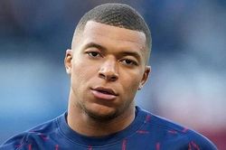 Mbappe ra điều kiện hy hữu với PSG