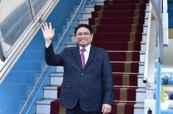 Thủ tướng Chính phủ Phạm Minh Chính lên đường thăm Trung Quốc và dự Hội nghị WEF Thiên Tân