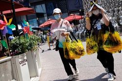 Bắc Kinh trải qua nắng nóng trên 40 độ C trong ngày thứ ba liên tiếp