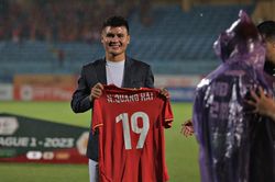 Quang Hải sau khi xuất ngoại: Khi V-League cũng thành thách thức