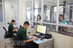 Khôi phục hoạt động xuất, nhập cảnh tại cặp cửa khẩu Tà Lùng-Thủy Khẩu