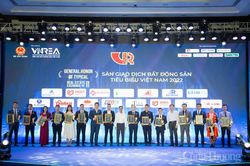 'Kề vai sát cánh, ổn định phát triển' cùng doanh nghiệp bất động sản