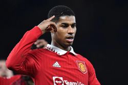 Lịch thi đấu giao hữu điên rồ của các CLB Premier League