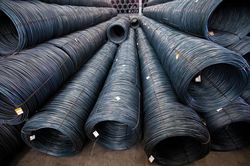 Giá thép hôm nay 26/6: Thép kỳ hạn tiếp đà giảm mạnh
