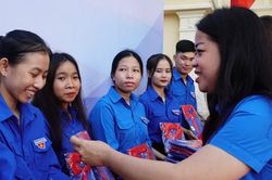 Gần 2.000 chiến sĩ tình nguyện Cần Thơ tiếp sức sĩ tử thi tốt nghiệp THPT