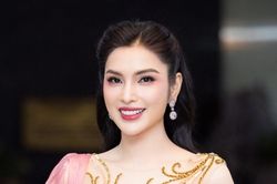Nhan sắc lộng lẫy của Kim Huyền Sâm