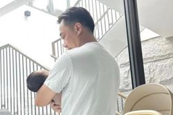 Hình ảnh đối lập của Cường Đô La: Ngoài là chủ tịch, về nhà thành 'bảo mẫu', vai nào cũng chuyên nghiệp