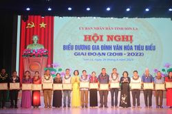 Sơn La biểu dương 85 gia đình văn hóa tiêu biểu
