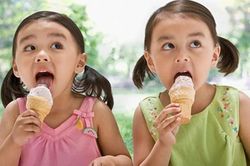 Ăn kem hàng ngày được không, tác động thế nào đến cơ thể?