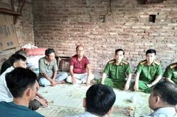 Vụ bắn chết 2 con dê: Công an huyện Mỹ Đức tới xin lỗi gia đình chịu thiệt hại