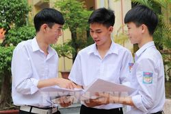 Những vật dụng bị cấm mang vào phòng thi tốt nghiệp THPT 2023