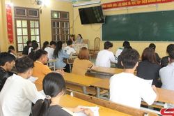 Thí sinh Sơn La làm thủ tục thi tốt nghiệp THPT năm 2023