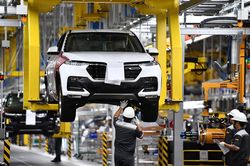 Giảm 50% lệ phí trước bạ với ôtô lắp ráp trong nước từ ngày 1/7