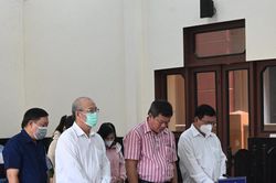 Kê khống tiền rác, nguyên Phó Chủ tịch UBND TP Mỹ Tho lãnh án tù
